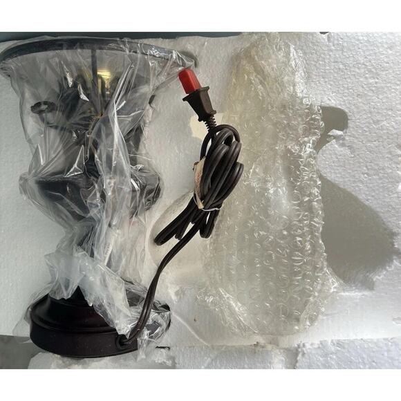 Vintage The Classic Hurricane Style Table Lamp By Alsy Lighting New In Box READ - Picture 4 of 12